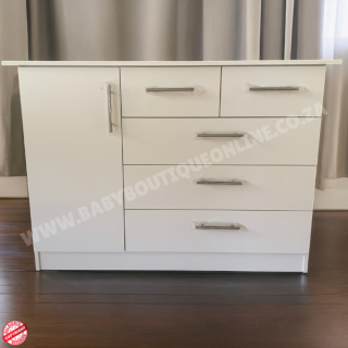 Large Compactum With Split Drawers B0027